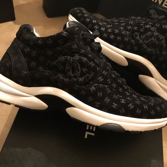 🖤CHANEL 🖤 - Picture 5 of 9